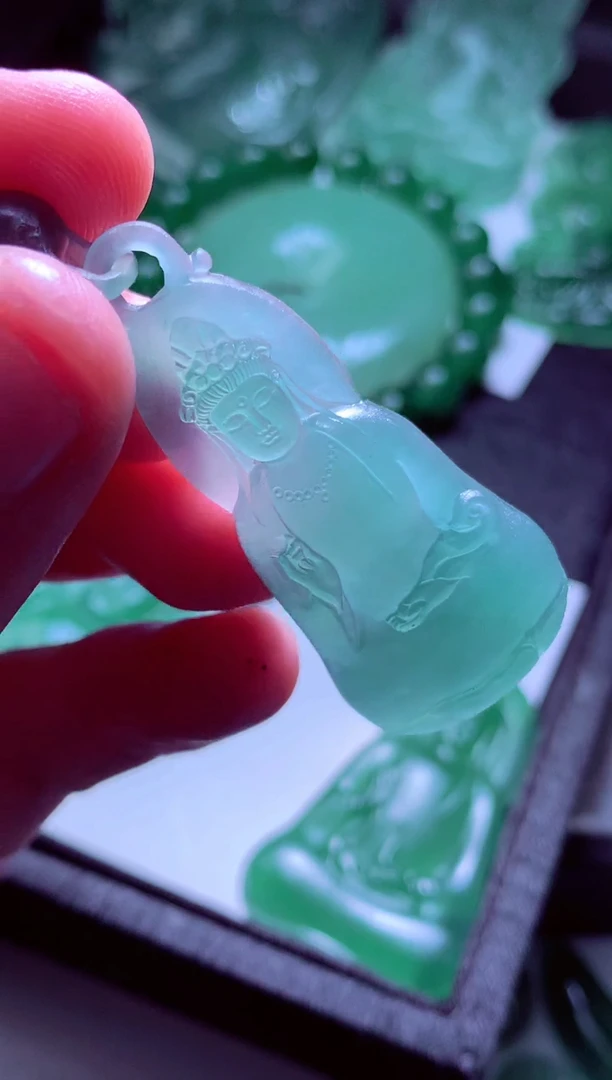 未镶嵌定制翡翠麦***当天然缅甸翡翠A货毛货吊坠
