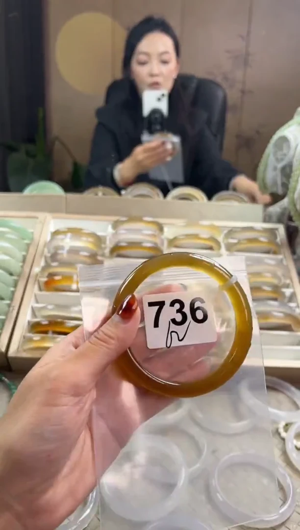 手镯玛瑙/玉髓未镶嵌736