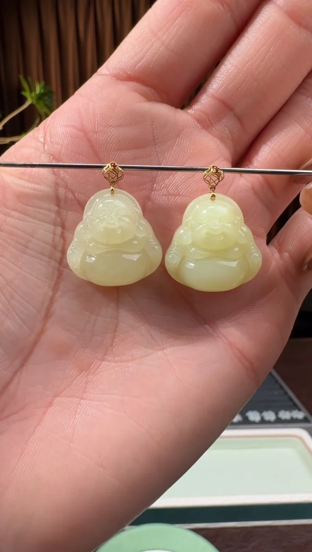 颈饰18K金镶嵌和田玉14冯总12.20多样性拍一发一