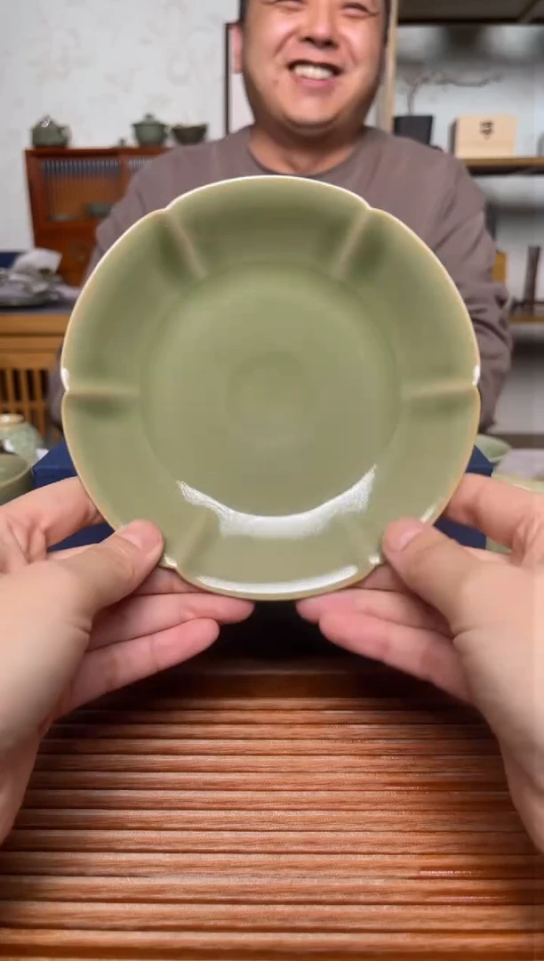 【闪购商品】其他耀州窑素面葵口壶承微瑕福利