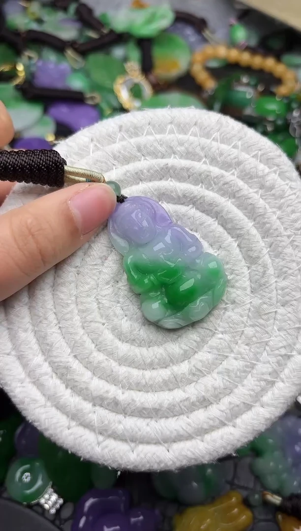 颈饰未镶嵌翡翠缅甸翡翠吊坠