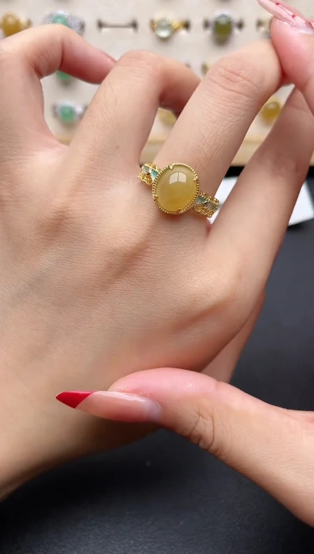 【闪购商品】翡翠戒指银S925镶嵌一物一证一礼盒