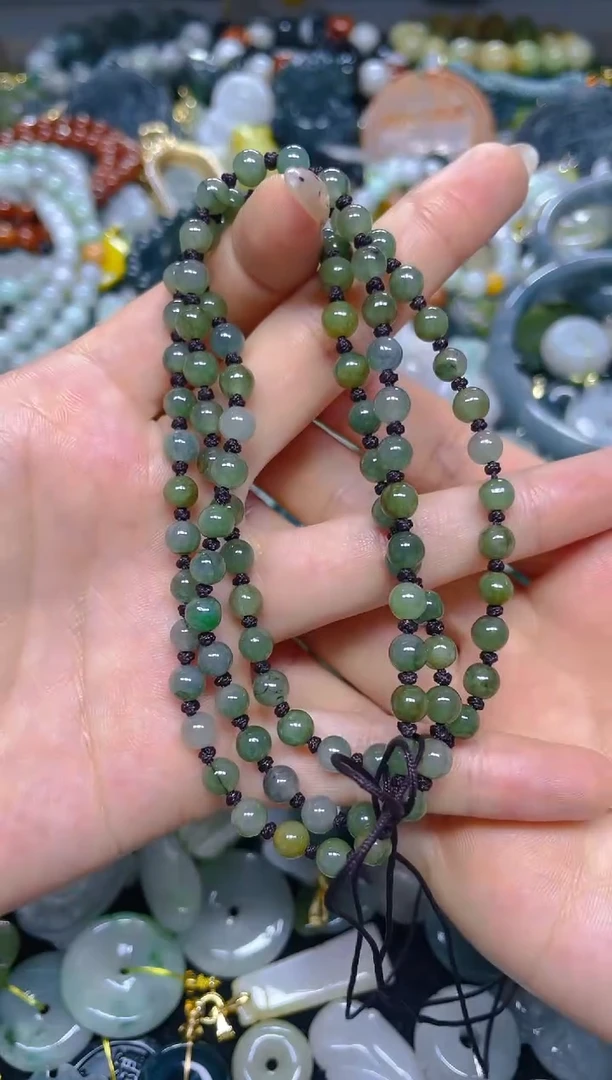 颈饰未镶嵌翡翠5MM/ K /翡翠A货，一件也是批发价