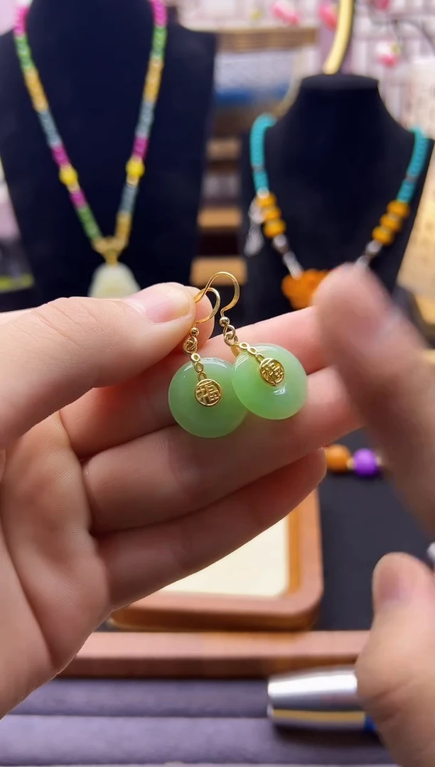 【闪购商品】和田玉耳饰14K金镶嵌E205