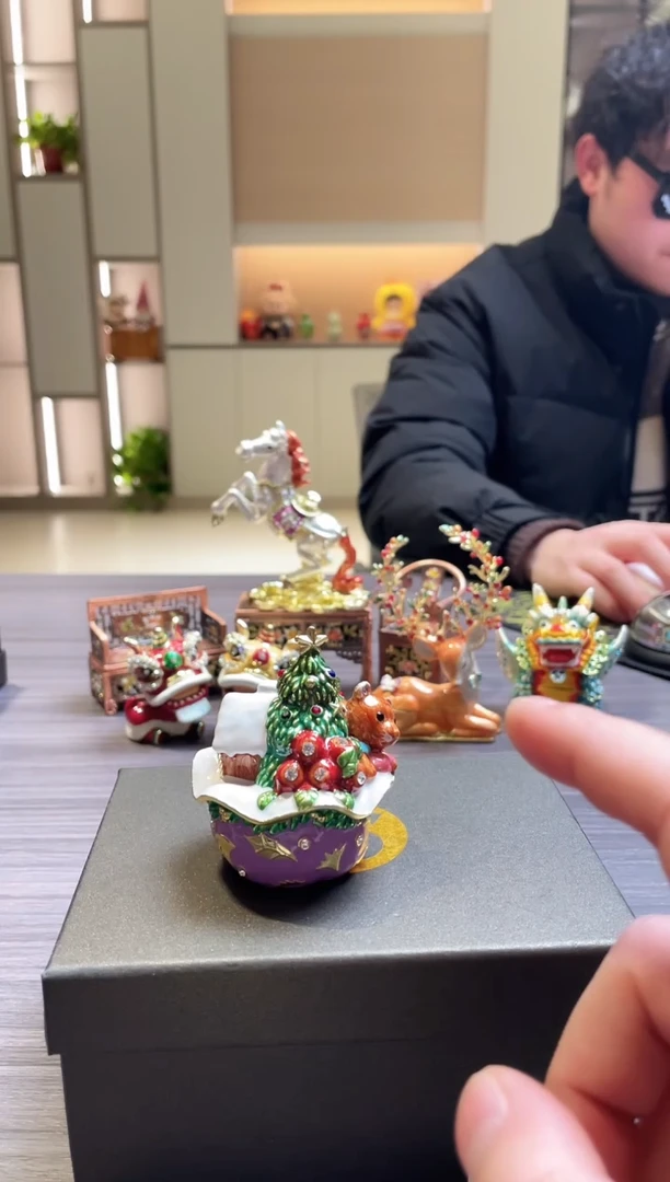 手工艺品琉璃圣诞小熊屋