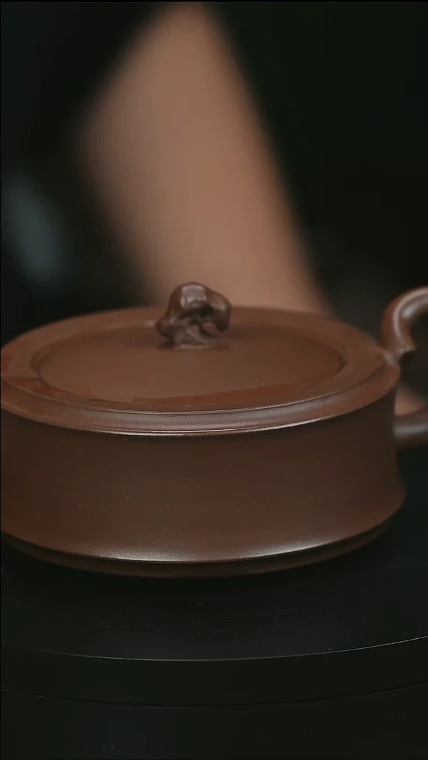茶壶紫砂無**叔H1598赵信军三足圆竹