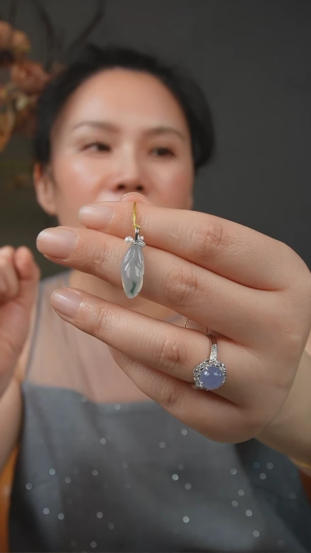 吊坠(不含链)18K金镶嵌翡翠天然缅甸翡翠吊坠