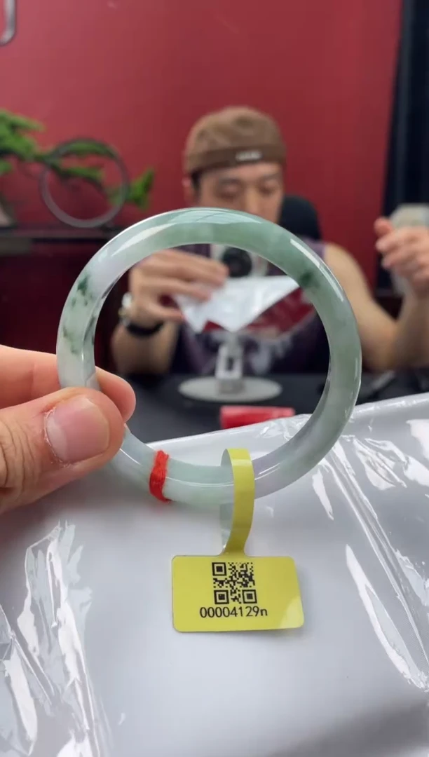 未镶嵌手镯翡翠7