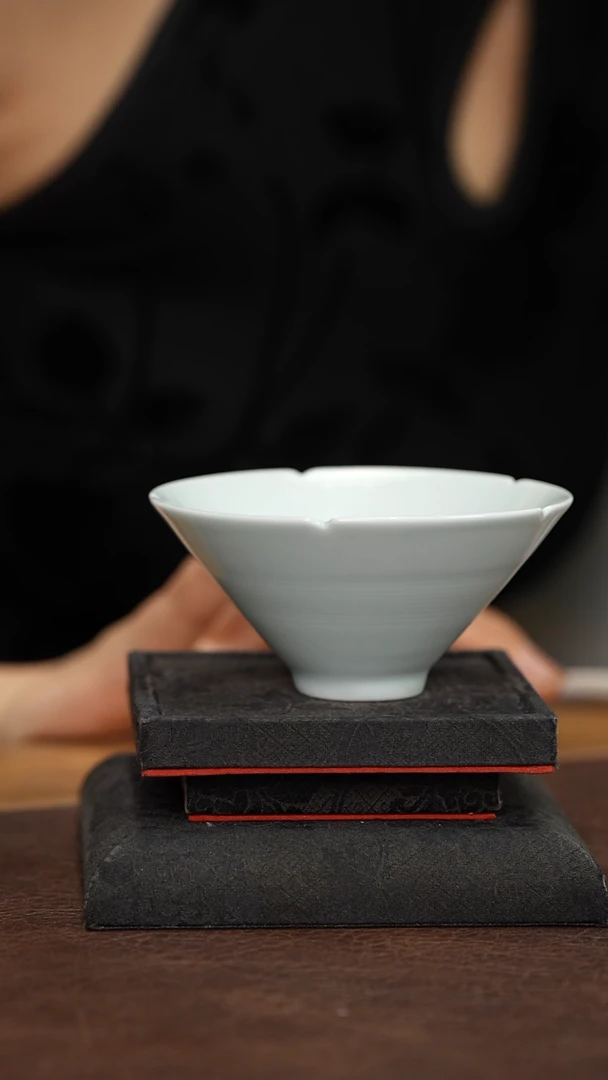 景德镇九段斗笠杯