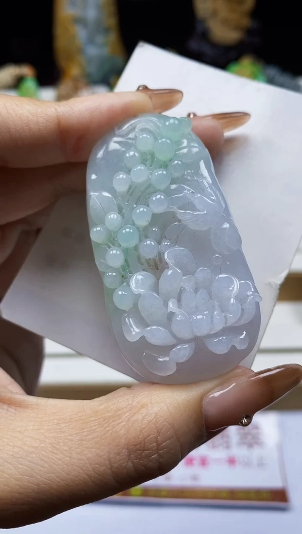 颈饰未镶嵌翡翠翡翠A货