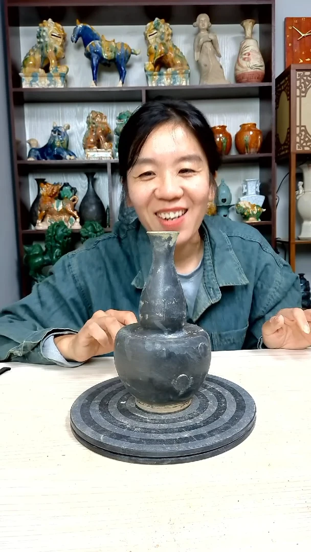 经典精美复古风格瓷器