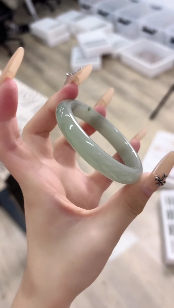 未镶嵌手镯石英质玉184-54D
