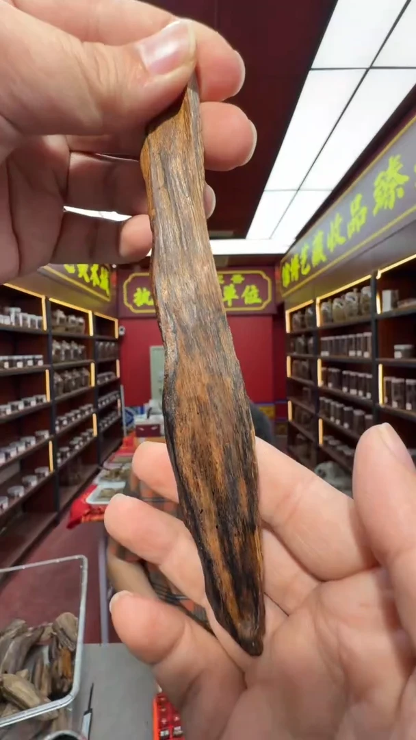 沉香吊坠多样性发一 芽庄