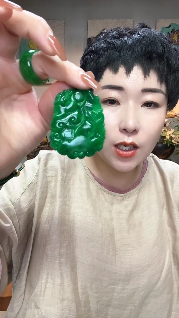 吊坠(赠链)合金翡翠鱼****水483