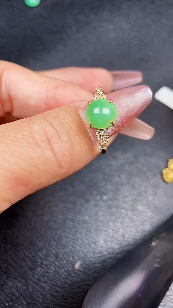 颈饰银S925镶嵌翡翠8025