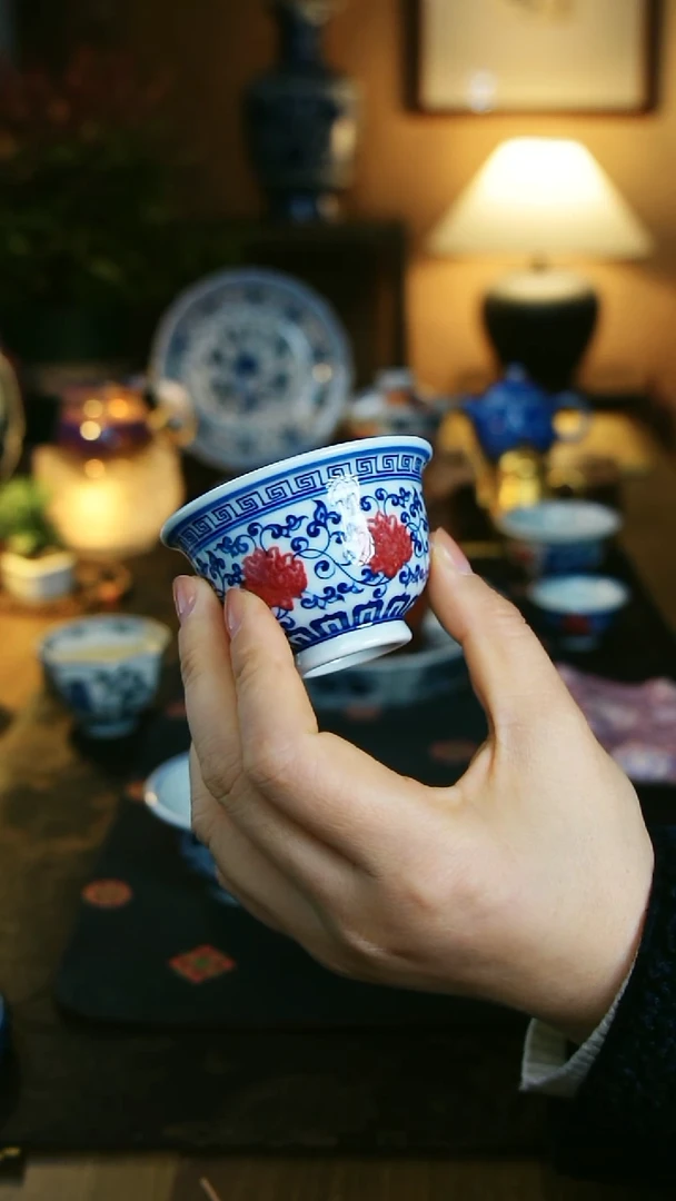 迷你釉里红压手杯