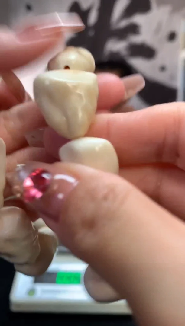 橄榄核把件猛犸猛犸猛犸29