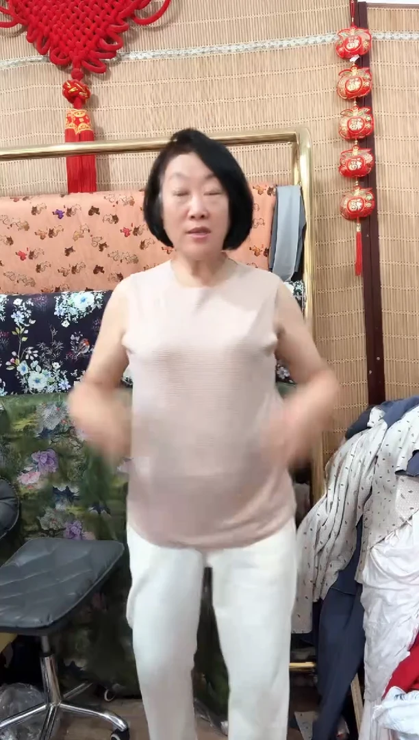 石墨烯男女同款驼色坎肩裁片两件