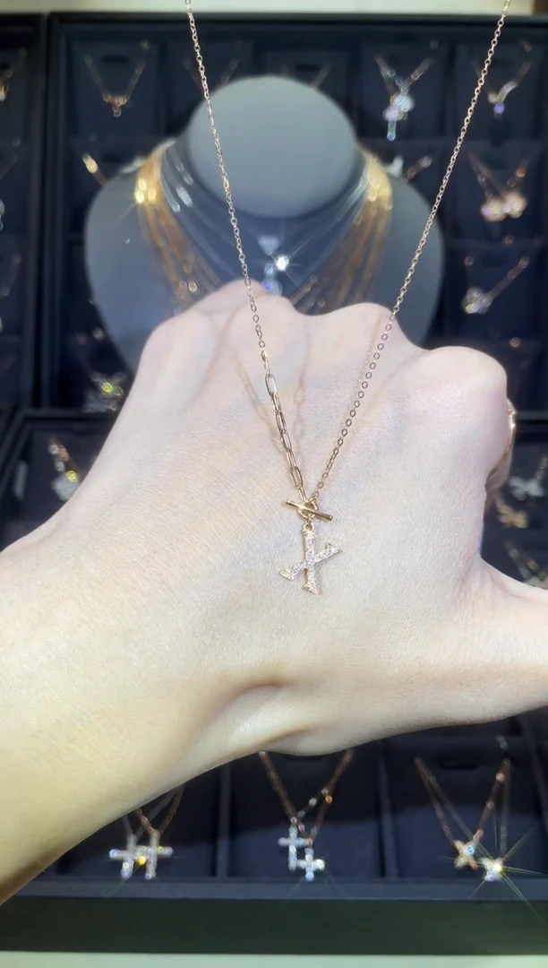 【闪购商品】钻石套链18K金镶嵌18K金玫 多人 字母X