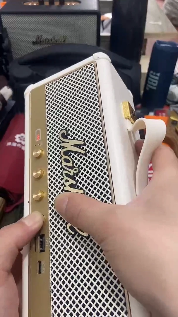 瓷片闪购商品 如图所示