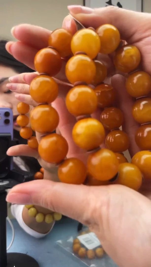 琥珀未镶嵌珠宝奇石T038 17假一罚十，多样性发一件