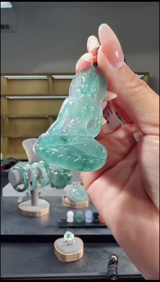 吊坠(不含链)未镶嵌翡翠观音