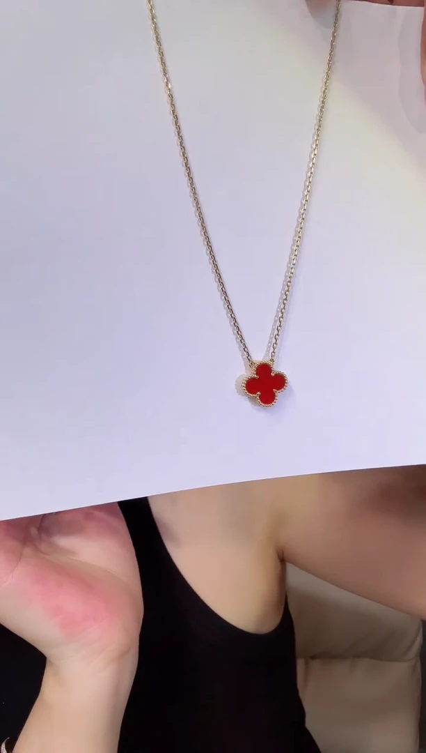 玛瑙/玉髓项链18K金镶嵌红色