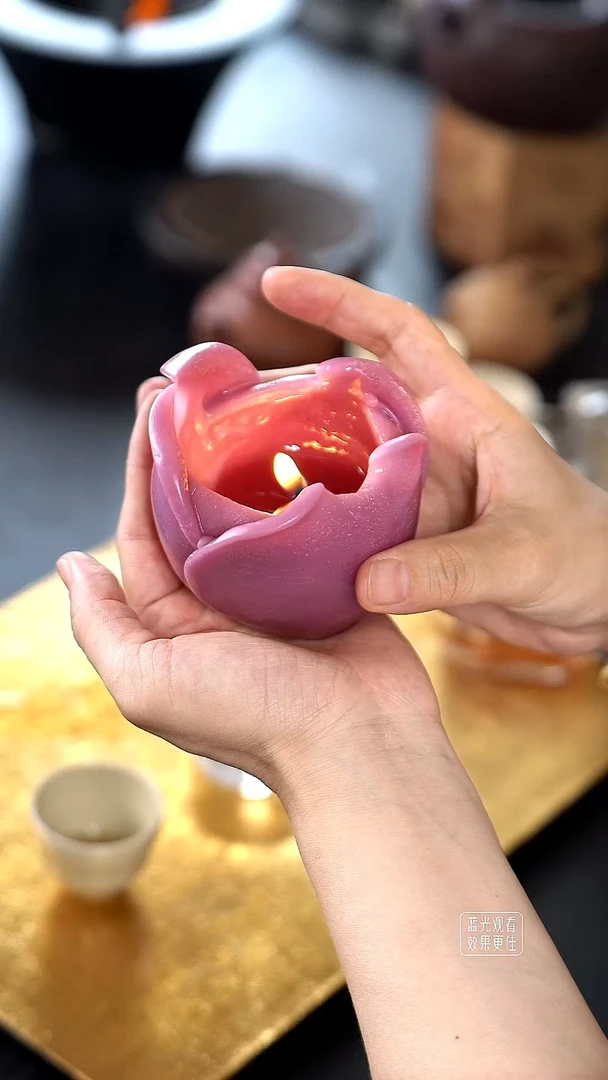 紫色木质调小号玫瑰花