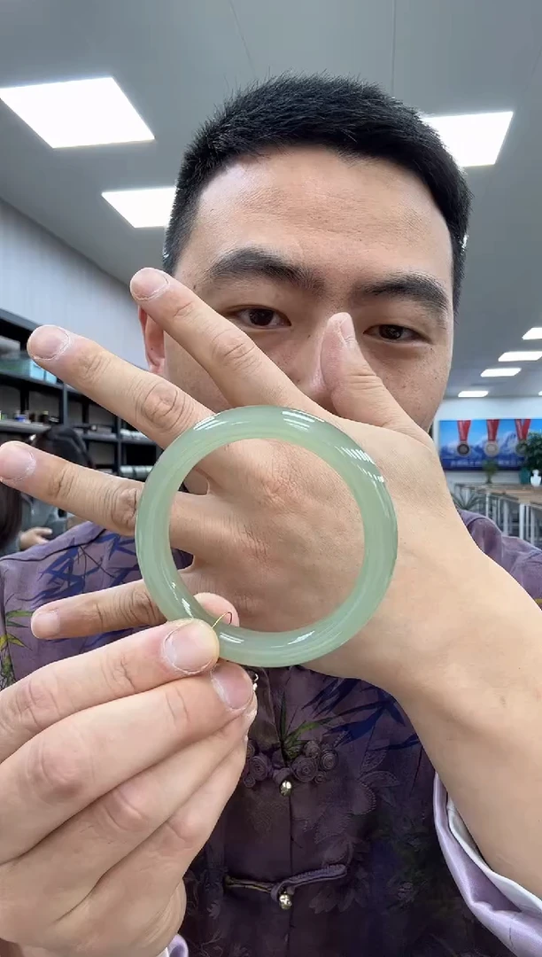 【闪购商品】和田玉手镯未镶嵌55-56  589