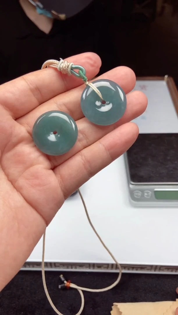 翡翠未镶嵌颈饰天然翡翠A货多样性发其一
