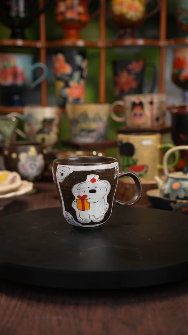 釉下手绘陶瓷紫砂杯