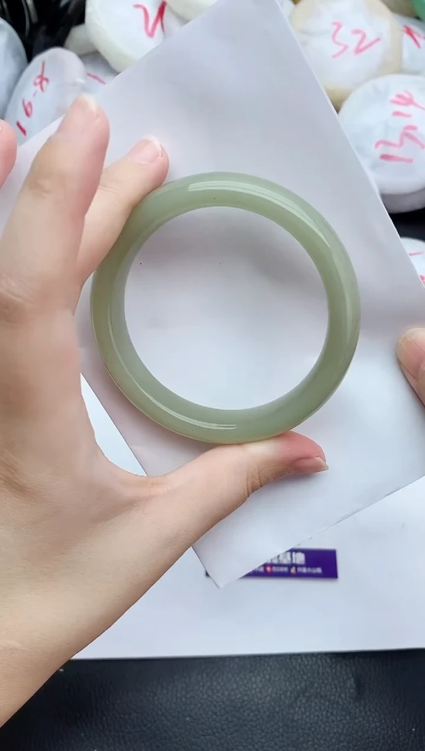 未镶嵌手镯石英质玉72+60/61