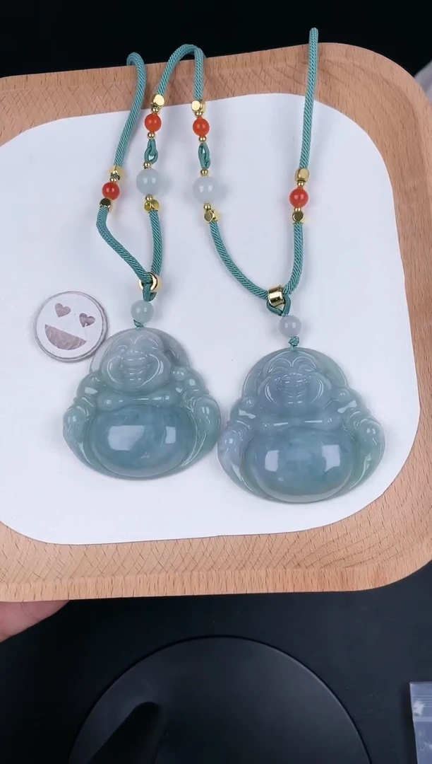 翡翠未镶嵌颈饰5C147翡翠油绿大佛（多样性发其一）