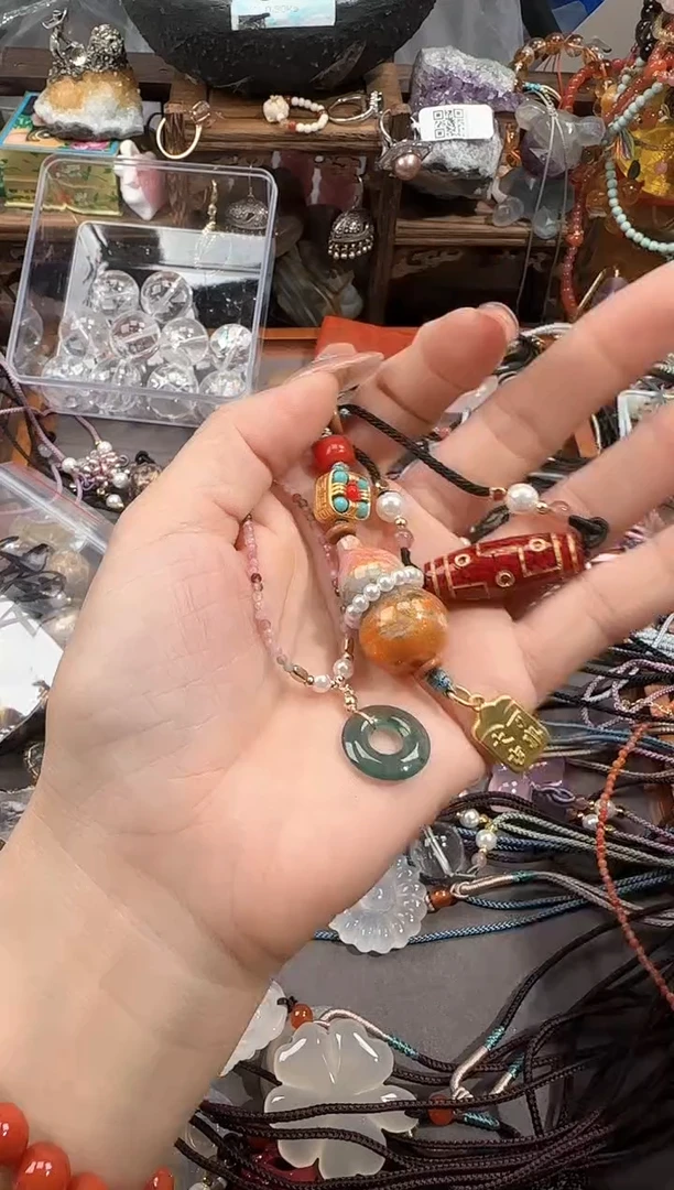 未镶嵌吊坠(赠链)玛瑙/玉髓?*?5454456