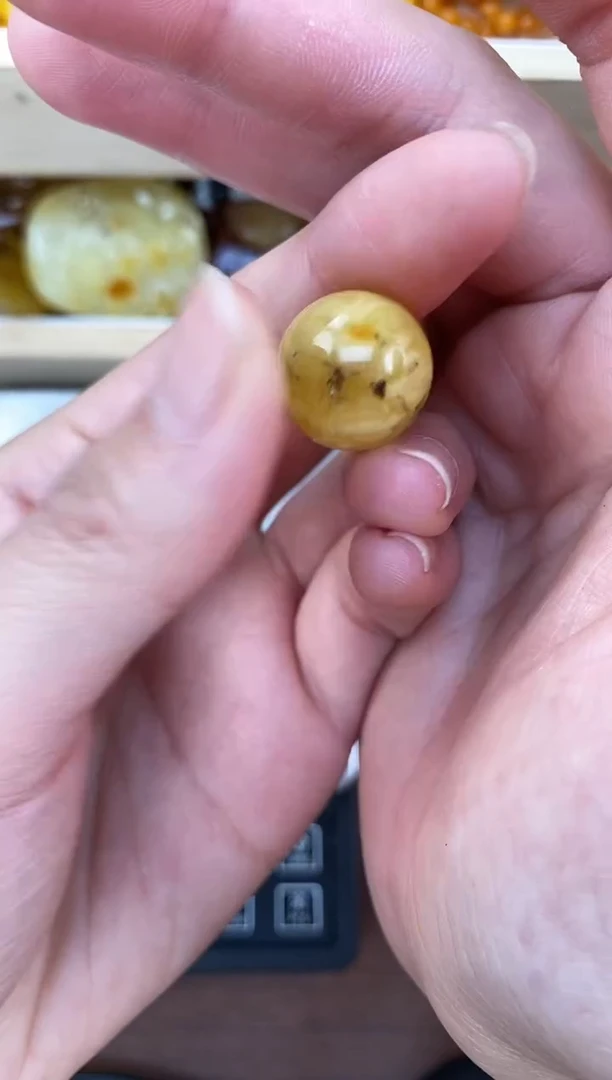 裸石琥珀未镶嵌天然琥珀蜜蜡