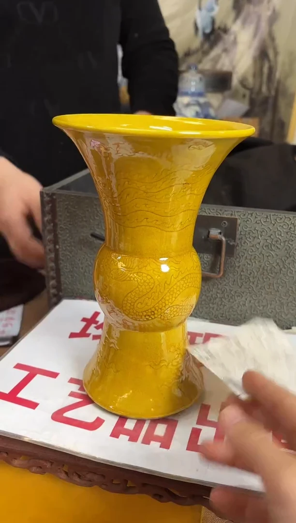 摆件陶瓷现代工艺品Y288