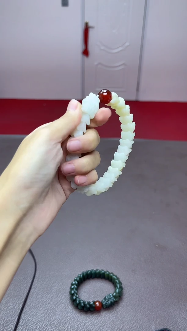 未镶嵌手链和田玉手串
