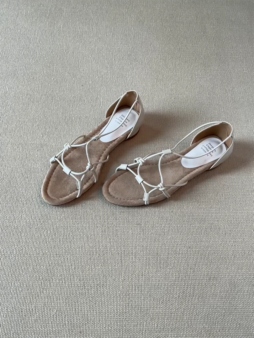 付小兮2025新款交叉绑带露趾仙女风细带凉鞋女温柔法式低粗跟凉鞋