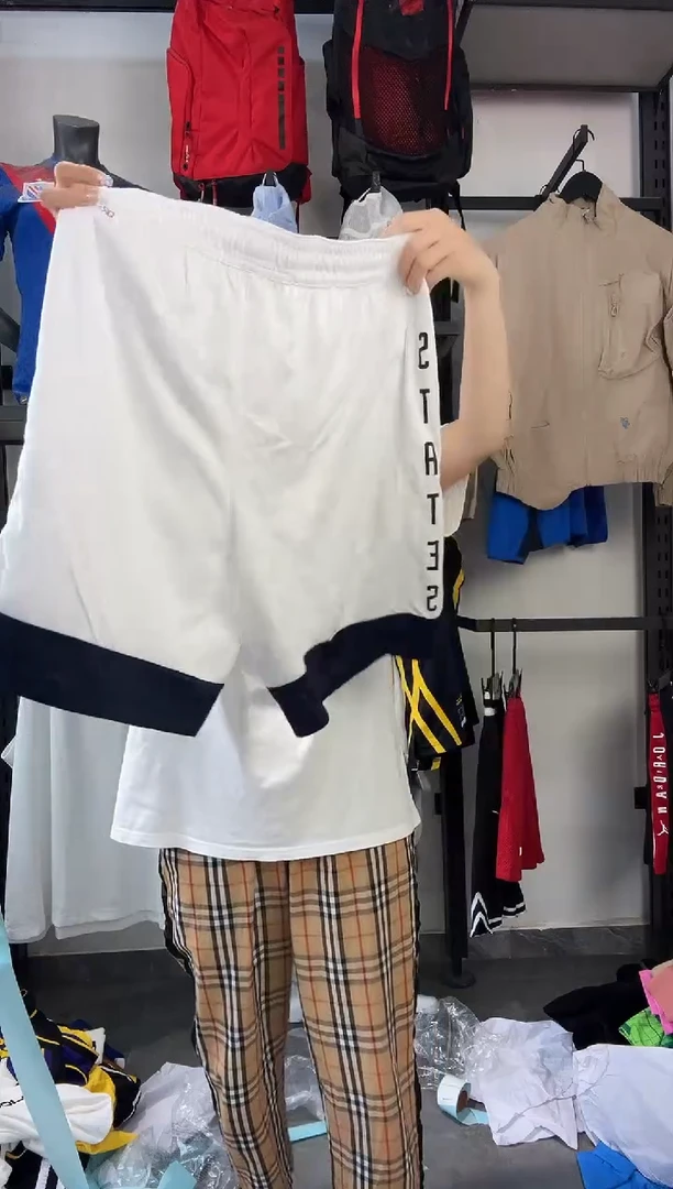 300·编码 瑕疵款直播间过款为准 尺码·M