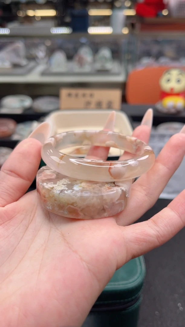 石英质玉手镯未镶嵌55圈口（赠品镯心）6886684