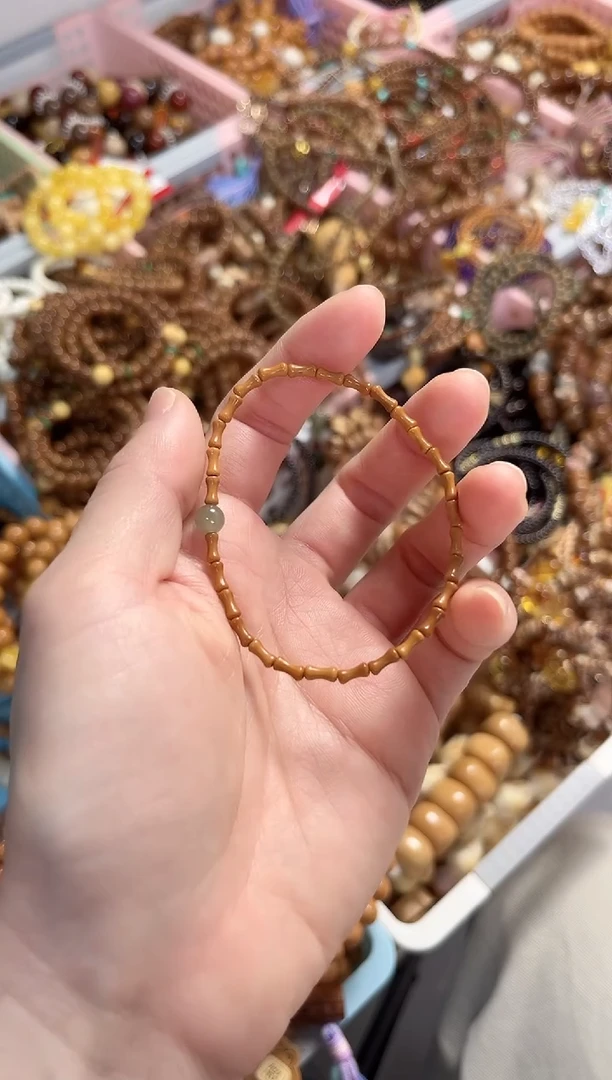 未镶嵌手串和田玉橄榄核竹节搭配和田玉手串