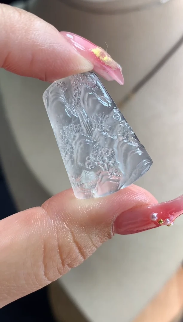 定制翡翠未镶嵌山水