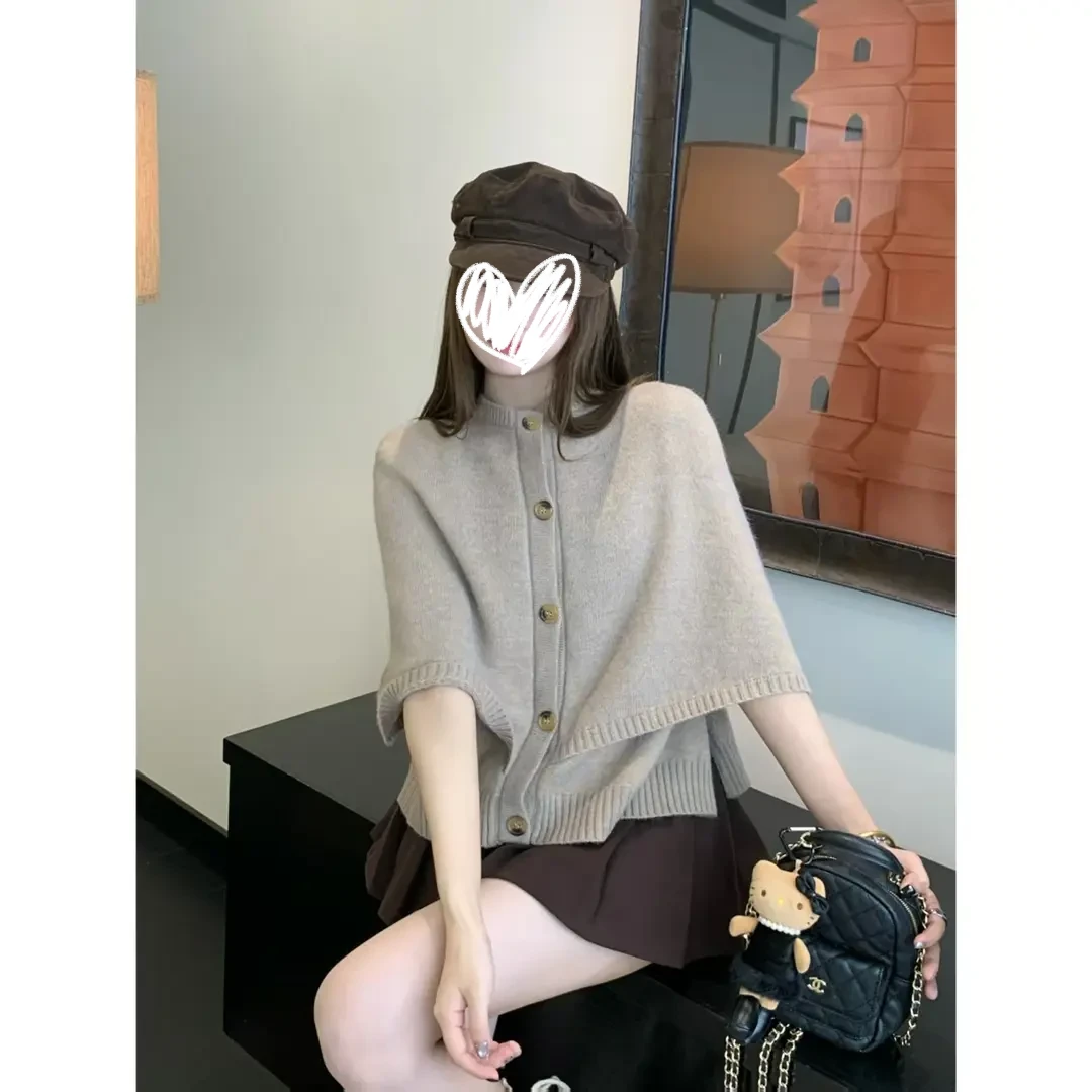 千金小斗篷温柔贵气设计感灰咖毛针织上衣披肩高腰显瘦半身裙套装