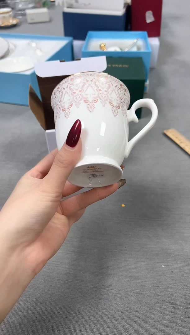 【闪购商品】瓷片新号开播不计成本欢迎点菜！