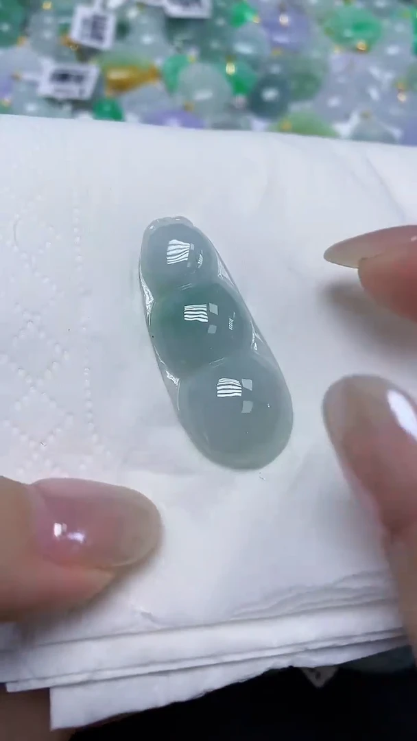 翡翠未镶嵌颈饰天然缅甸翡翠A货