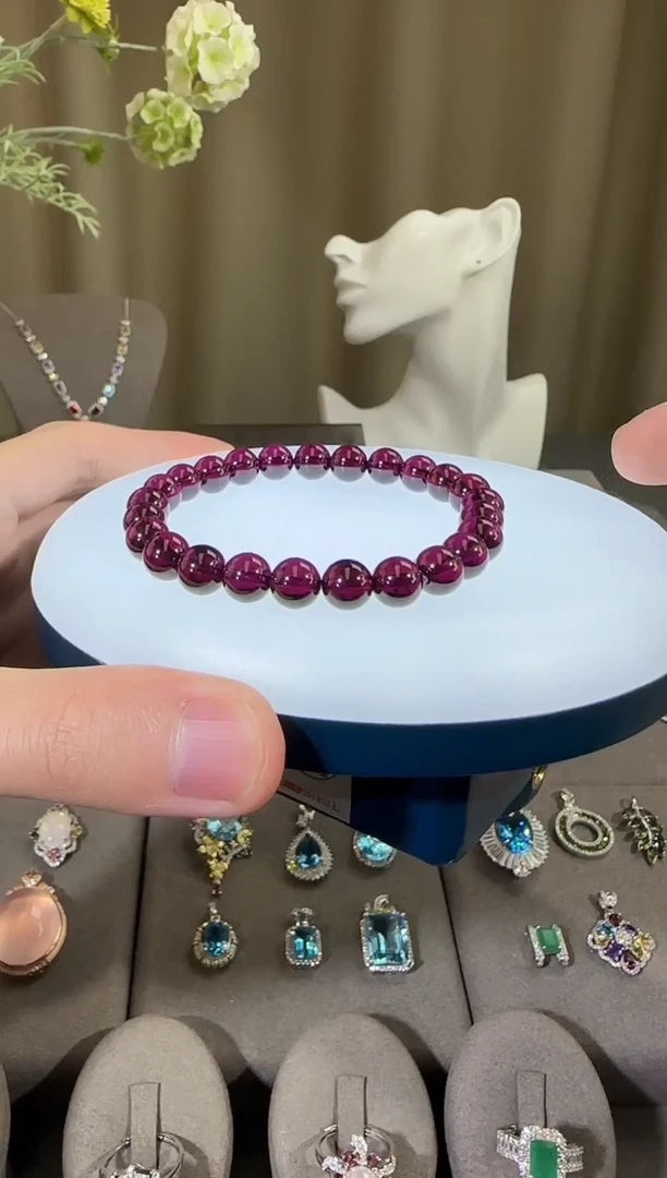 未镶嵌手串石榴石（紫牙乌）7mm手串