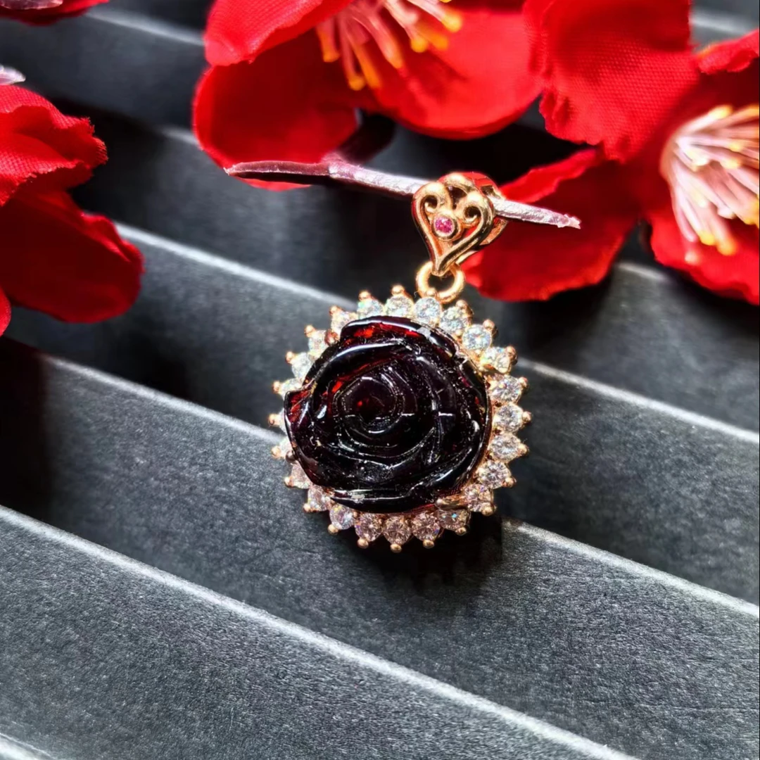 面面来财珠宝【旺尔珠宝】MT2314-琥珀血翳珀玫瑰花吊坠-配绳-