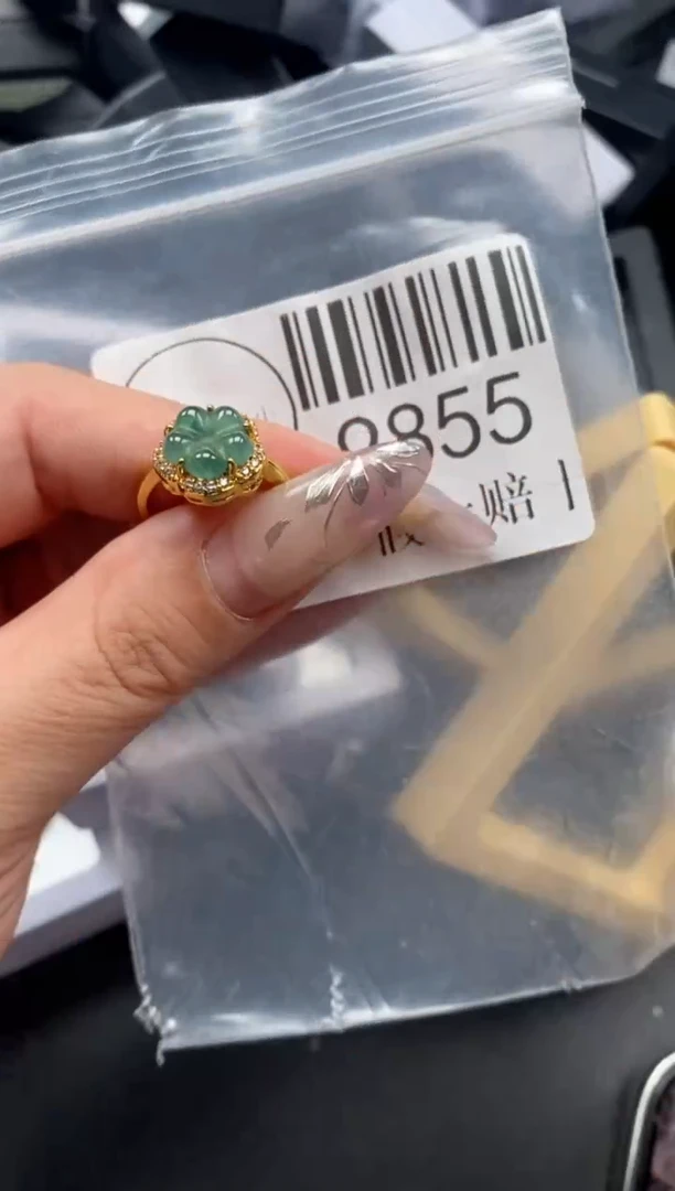 吊坠(不含链)未镶嵌翡翠9855