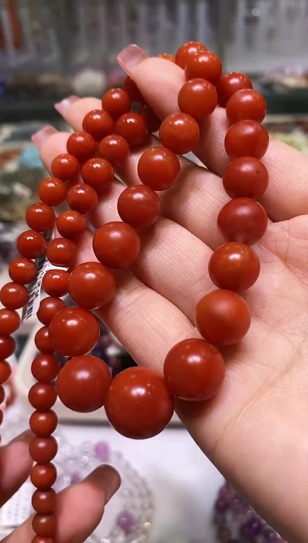 颈饰未镶嵌南红玛瑙多样性发其一