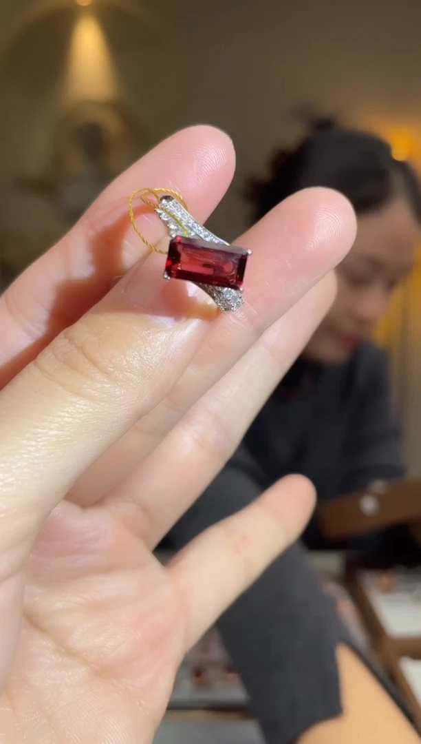 银S925镶嵌手饰石榴石手饰